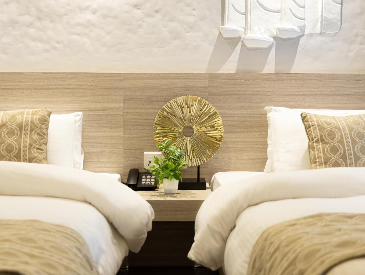 Vastu Boutique Hotel カトマンズ エクステリア 写真